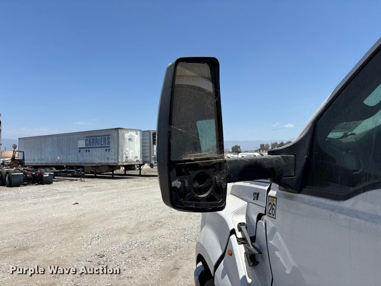 image for item YA3495 2019 Ford F650 Super Duty shuttle bus