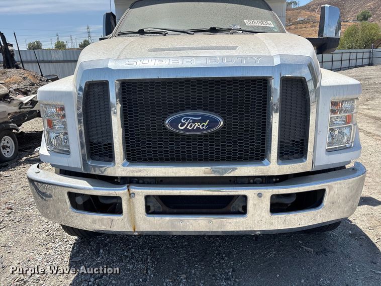 image for item YA3495 2019 Ford F650 Super Duty shuttle bus