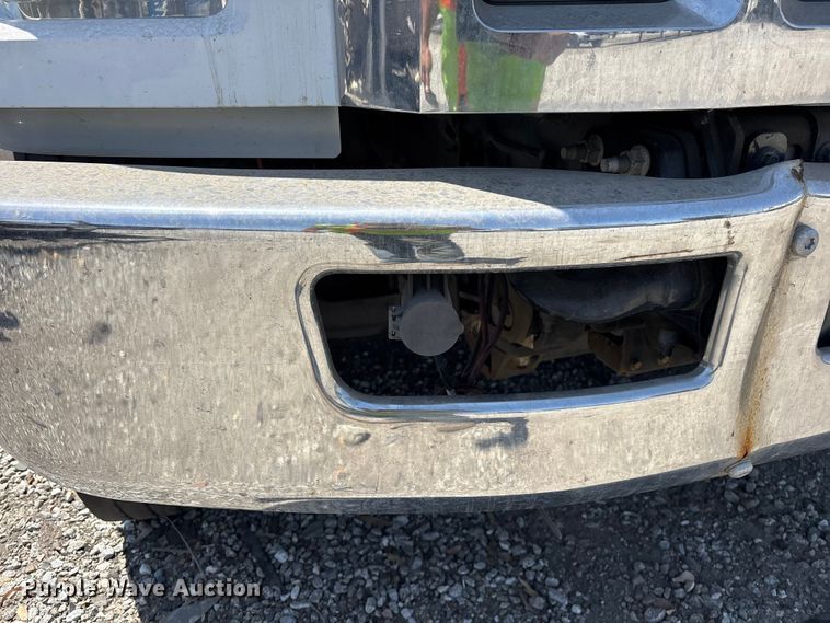 image for item YA3495 2019 Ford F650 Super Duty shuttle bus