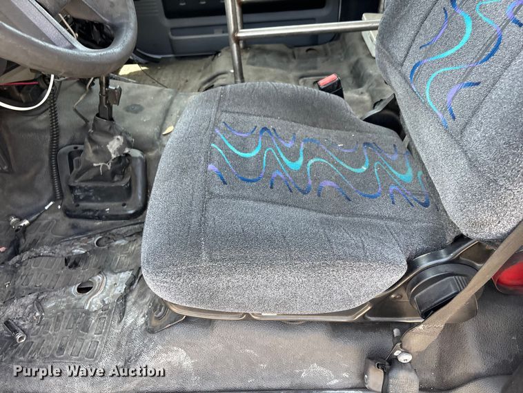 image for item YA3495 2019 Ford F650 Super Duty shuttle bus