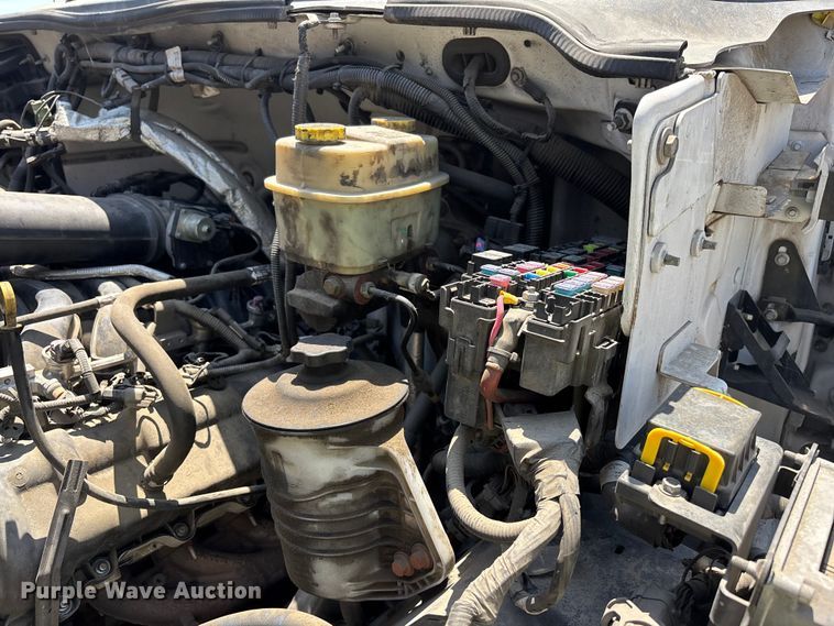 image for item YA3495 2019 Ford F650 Super Duty shuttle bus
