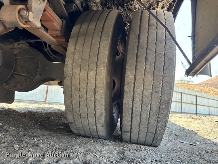 image for item YA3495 2019 Ford F650 Super Duty shuttle bus
