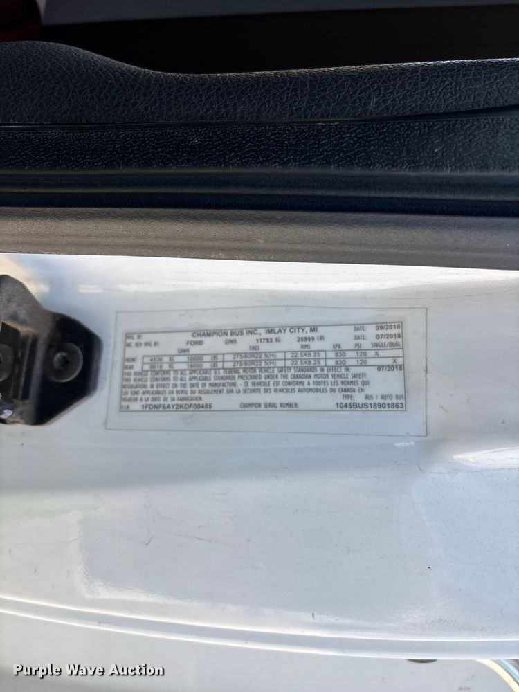 image for item YA3495 2019 Ford F650 Super Duty shuttle bus