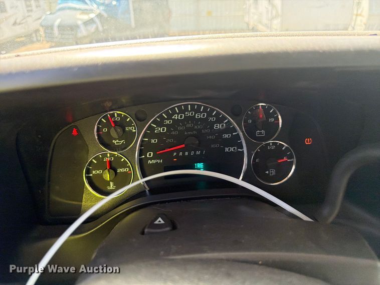 image for item YA3619 2021 Chevrolet Express 2500 van