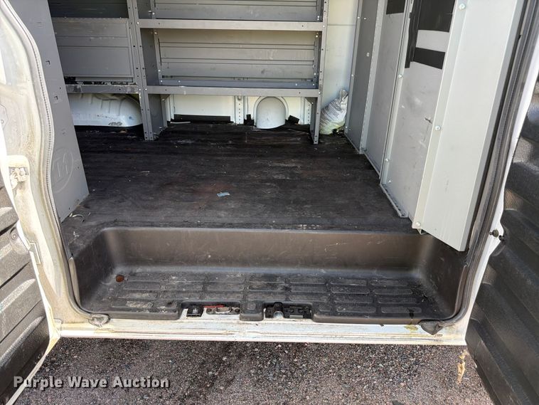 image for item YA3619 2021 Chevrolet Express 2500 van