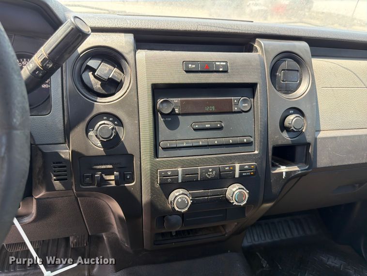 image for item YA4034 2013 Ford F150 pickup truck