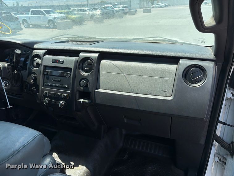 image for item YA4034 2013 Ford F150 pickup truck