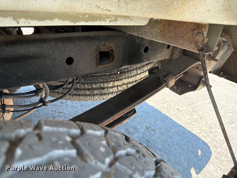 image for item YA4034 2013 Ford F150 pickup truck