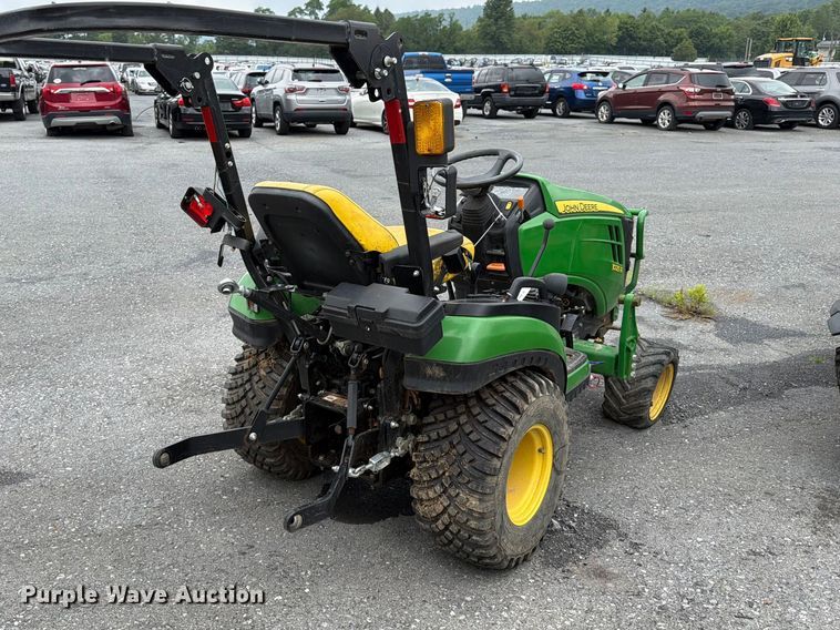 image for item YA4179 2022 John Deere 1025R MFWD tractor