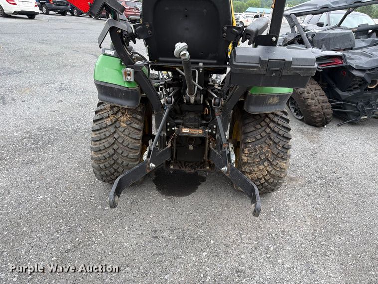 image for item YA4179 2022 John Deere 1025R MFWD tractor