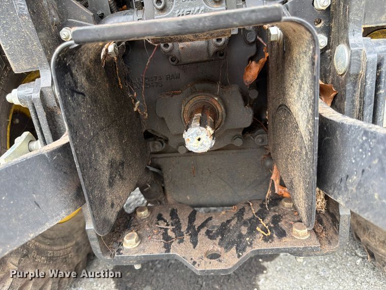 image for item YA4179 2022 John Deere 1025R MFWD tractor