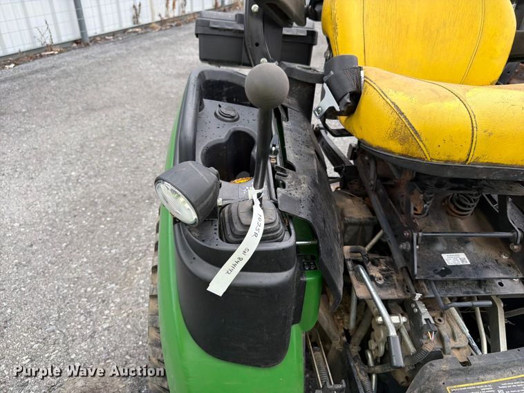 image for item YA4179 2022 John Deere 1025R MFWD tractor