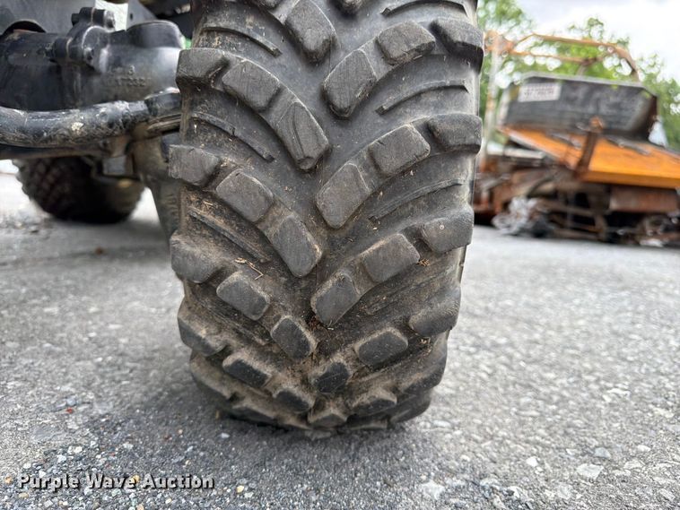 image for item YA4179 2022 John Deere 1025R MFWD tractor