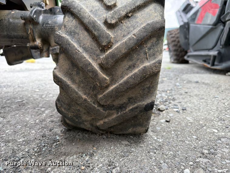 image for item YA4179 2022 John Deere 1025R MFWD tractor