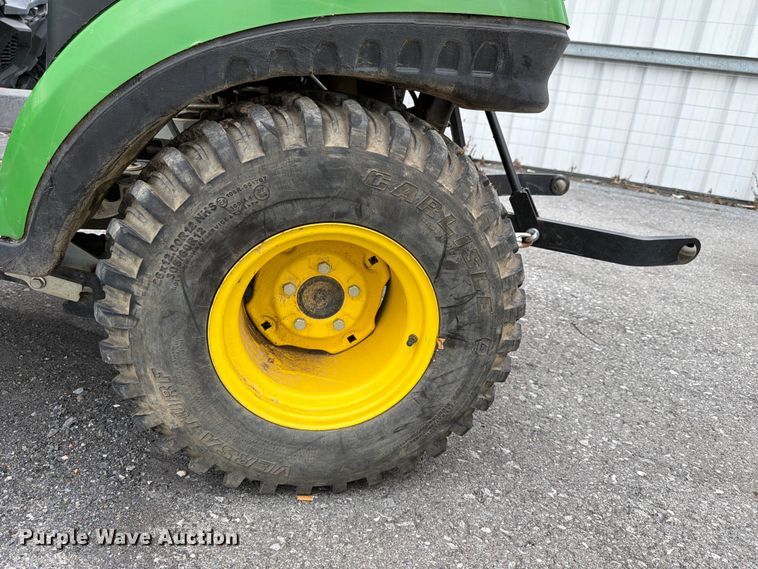 image for item YA4179 2022 John Deere 1025R MFWD tractor