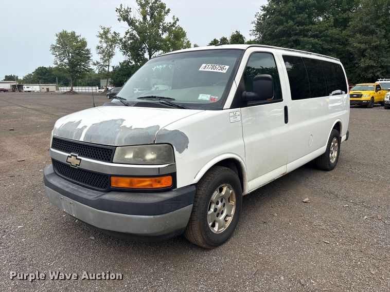2012 Chevrolet Express 1500 van