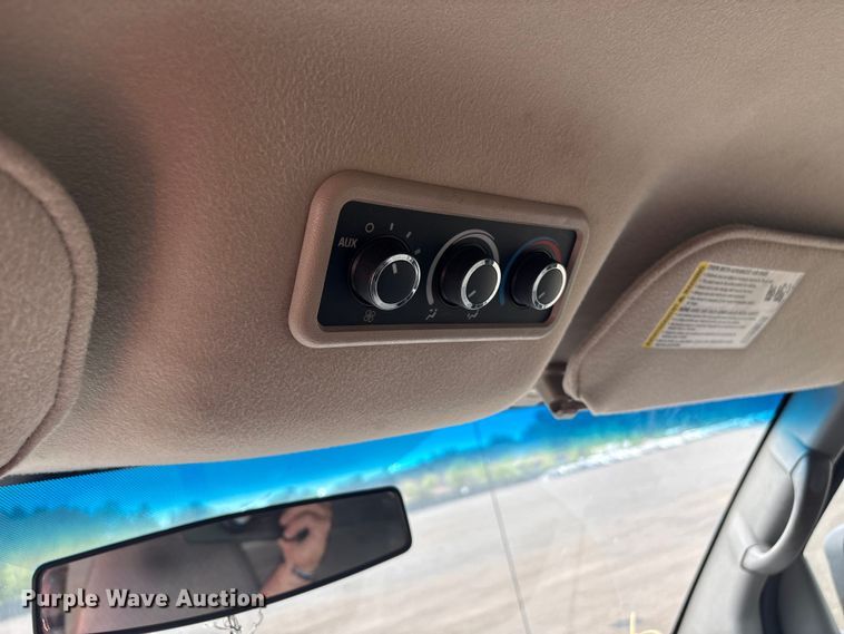 image for item YA4218 2012 Chevrolet Express 1500 van