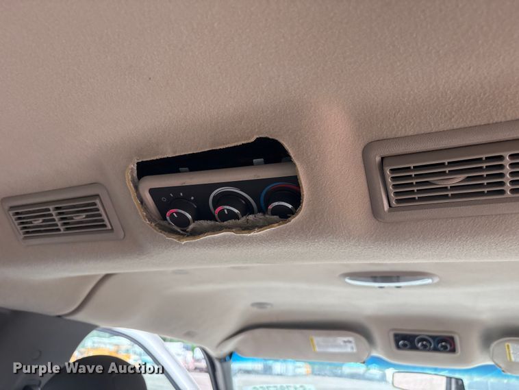 image for item YA4218 2012 Chevrolet Express 1500 van