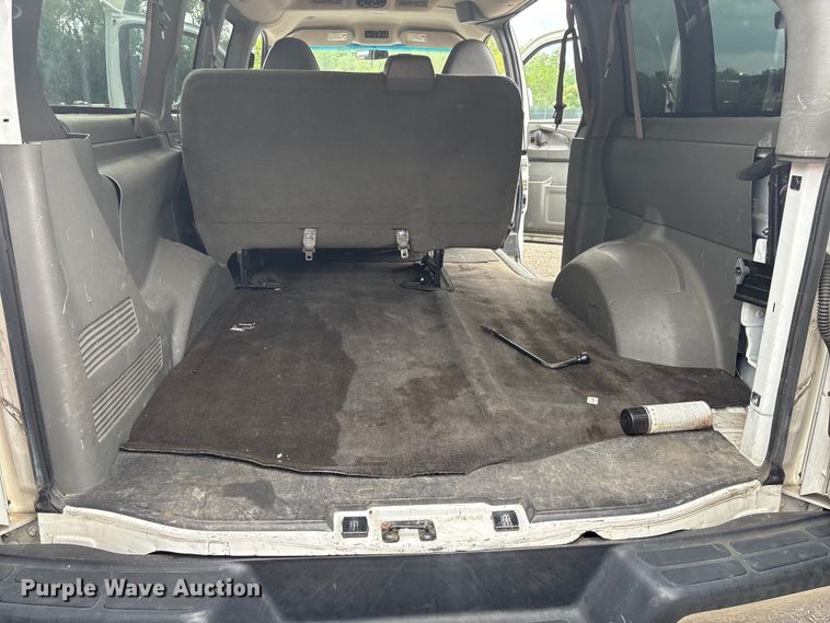 image for item YA4218 2012 Chevrolet Express 1500 van