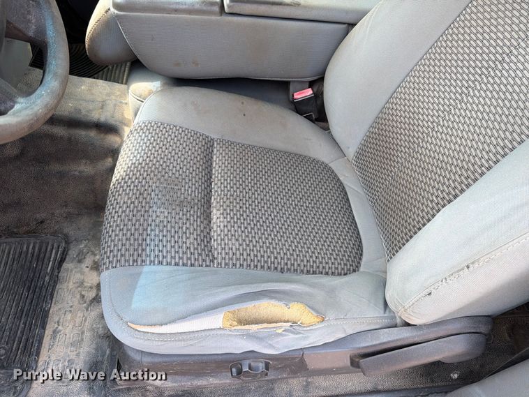 image for item YA4283 2013 Ford F350 Super Duty Ext. Cab pickup truck