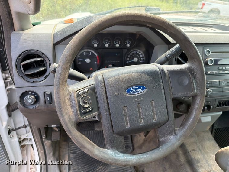 image for item YA4283 2013 Ford F350 Super Duty Ext. Cab pickup truck