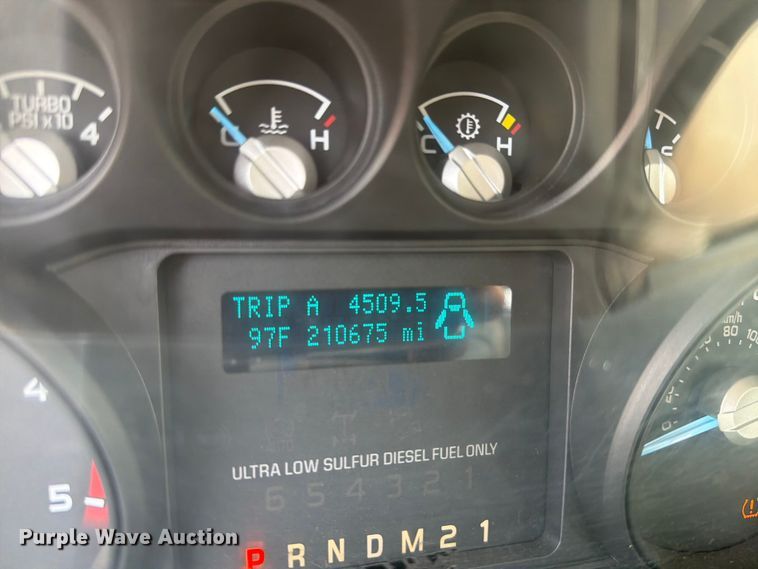 image for item YA4283 2013 Ford F350 Super Duty Ext. Cab pickup truck