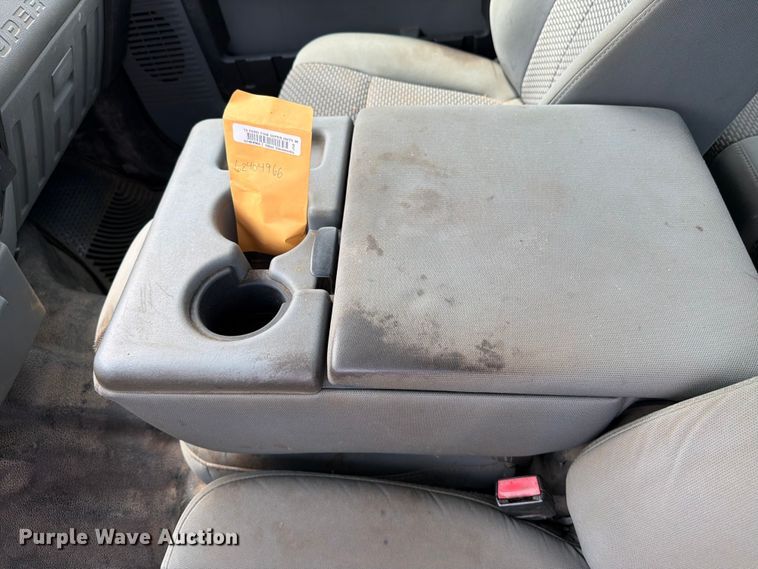 image for item YA4283 2013 Ford F350 Super Duty Ext. Cab pickup truck
