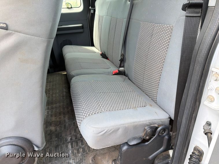 image for item YA4283 2013 Ford F350 Super Duty Ext. Cab pickup truck