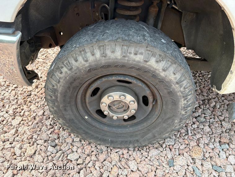 image for item YA4283 2013 Ford F350 Super Duty Ext. Cab pickup truck