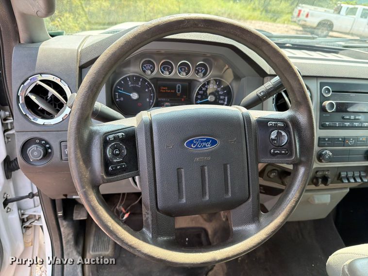 image for item YA4284 2015 Ford F350 Super Duty Ext. Cab pickup truck