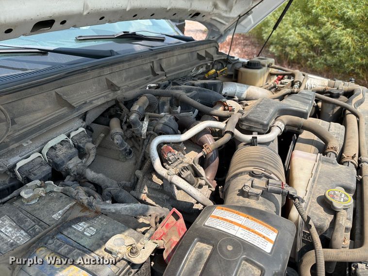 image for item YA4284 2015 Ford F350 Super Duty Ext. Cab pickup truck