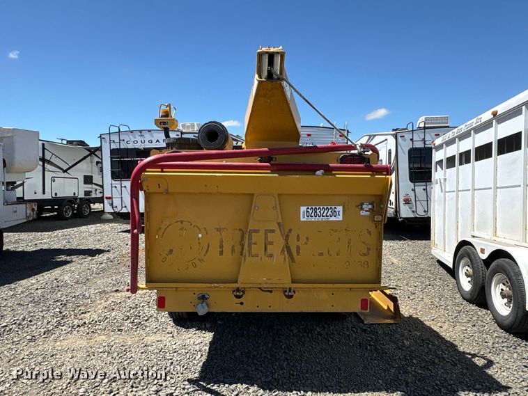 image for item YA4487 2020 Vermeer BC1800XL wood chipper
