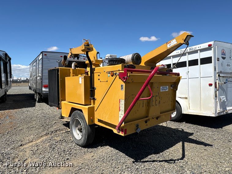 image for item YA4487 2020 Vermeer BC1800XL wood chipper