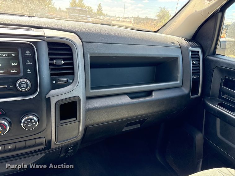 image for item YA4494 2017 RAM 1500 Crew Cab pickup truck