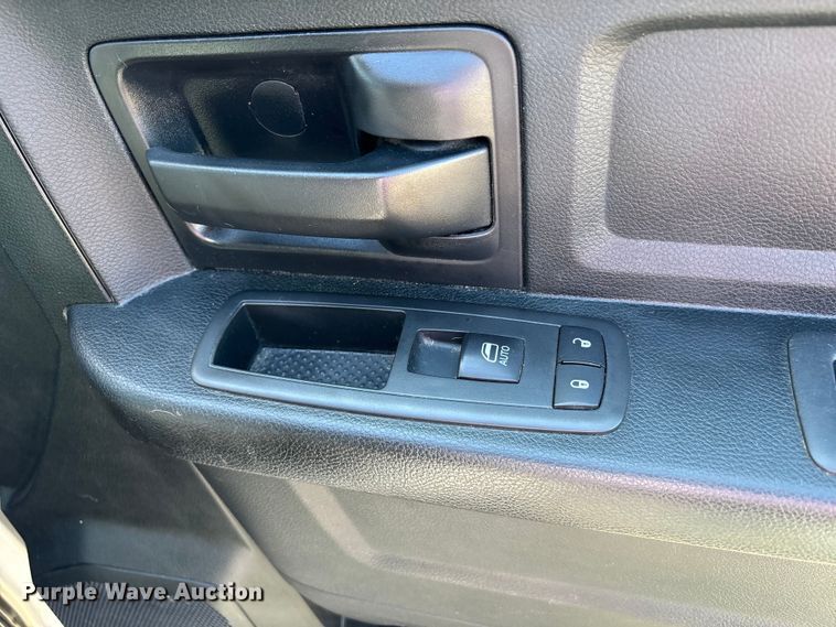 image for item YA4494 2017 RAM 1500 Crew Cab pickup truck