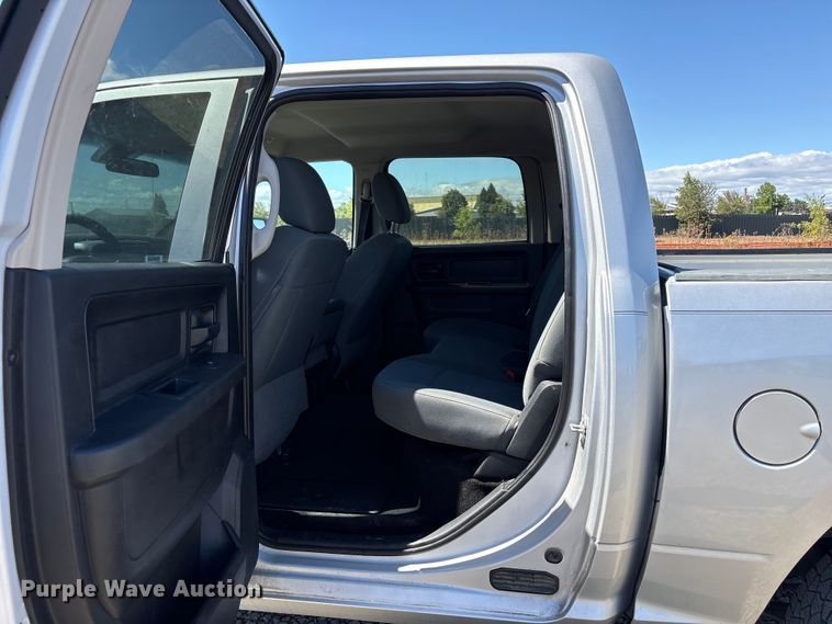 image for item YA4494 2017 RAM 1500 Crew Cab pickup truck