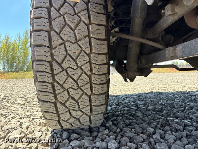 image for item YA4494 2017 RAM 1500 Crew Cab pickup truck