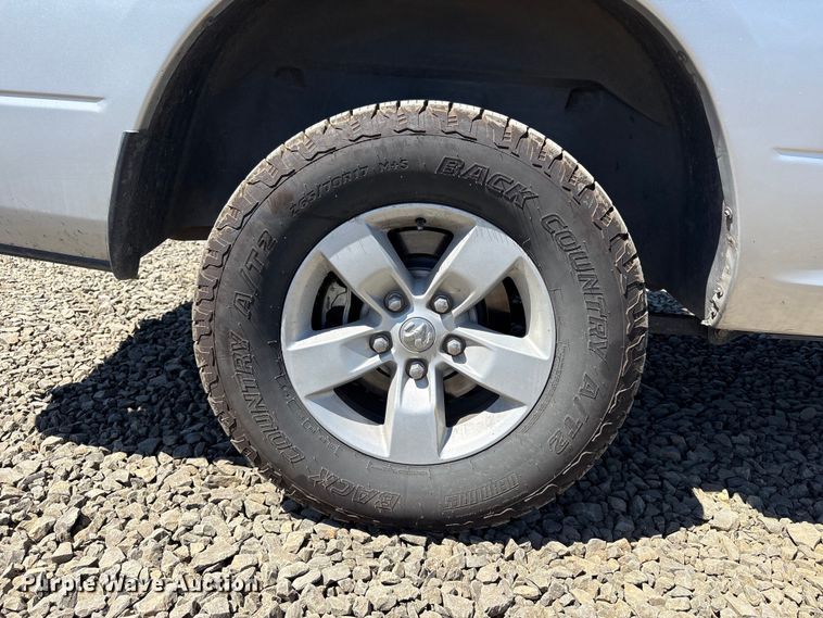 image for item YA4494 2017 RAM 1500 Crew Cab pickup truck