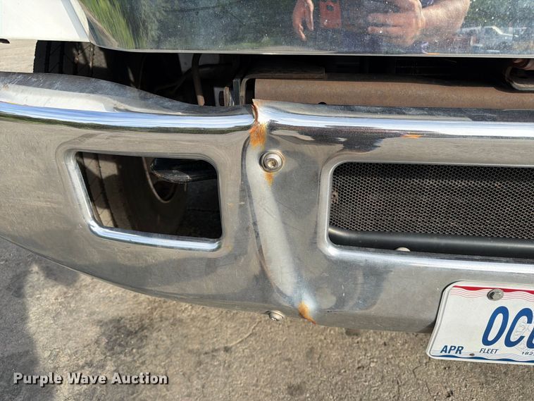 image for item DQ7838 2006 Ford F650 Super Duty Crew Cab flatbed truck