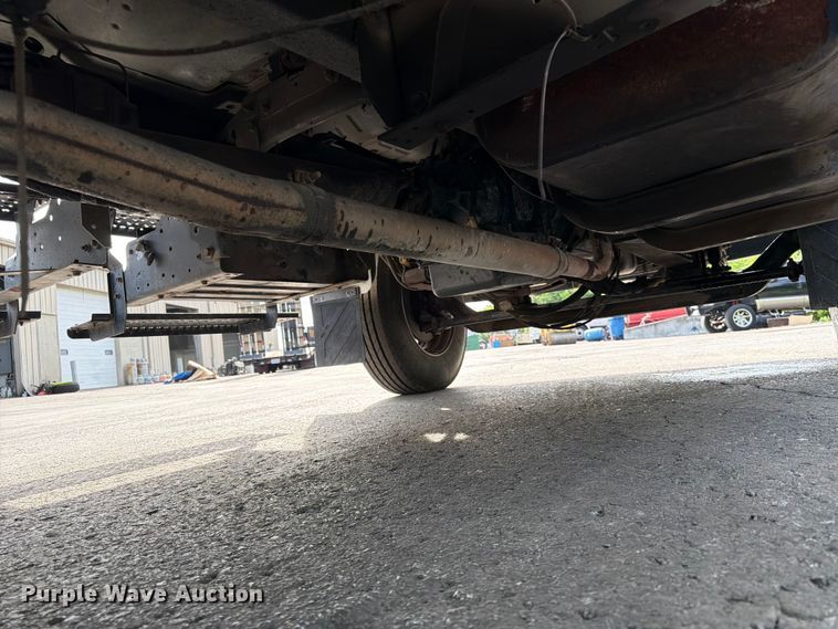image for item DQ7838 2006 Ford F650 Super Duty Crew Cab flatbed truck