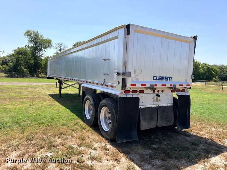 image for item DU1521 2016 Clement ADW3947 end dump trailer