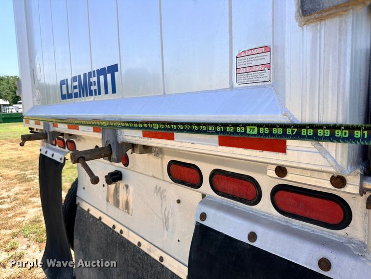 image for item DU1521 2016 Clement ADW3947 end dump trailer