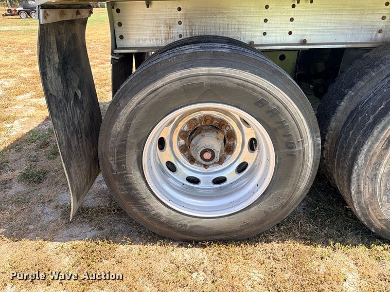 image for item DU1521 2016 Clement ADW3947 end dump trailer