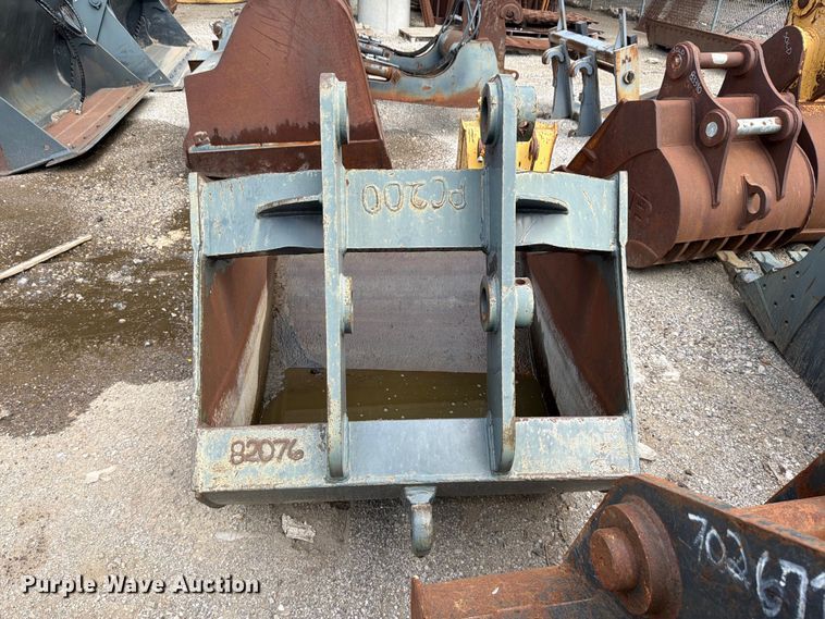 image for item DU8014 EBI excavator dredge bucket