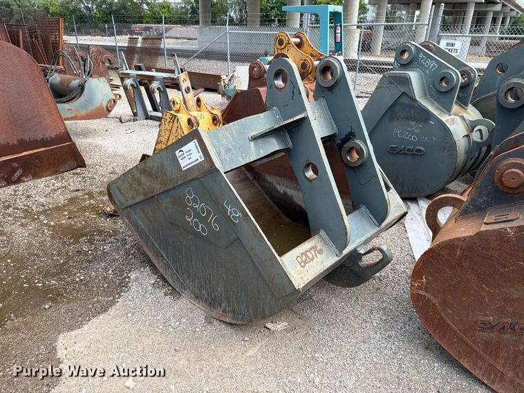 image for item DU8014 EBI excavator dredge bucket