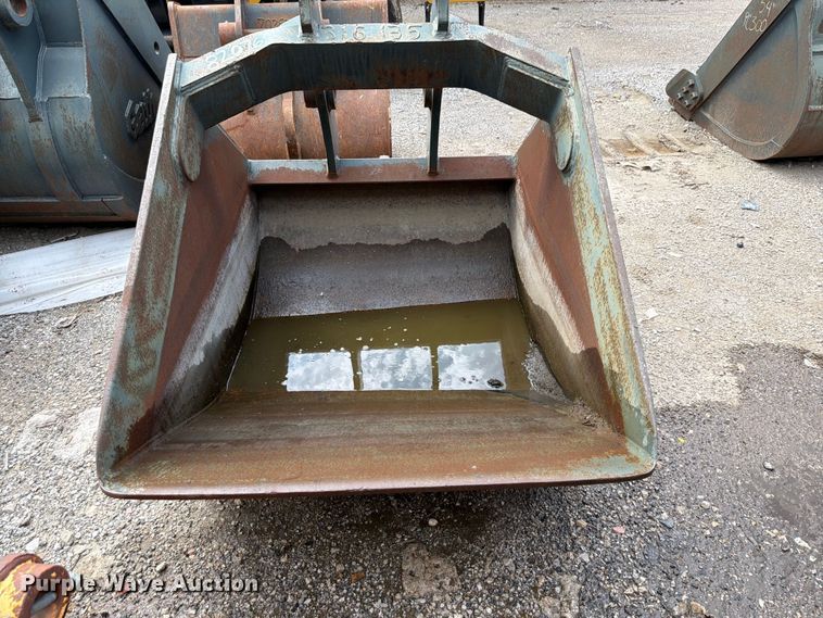 image for item DU8014 EBI excavator dredge bucket