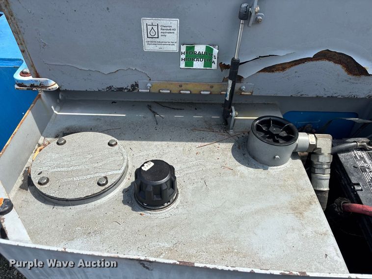 image for item DV7259 2012 Genie GTH-1056 telehandler