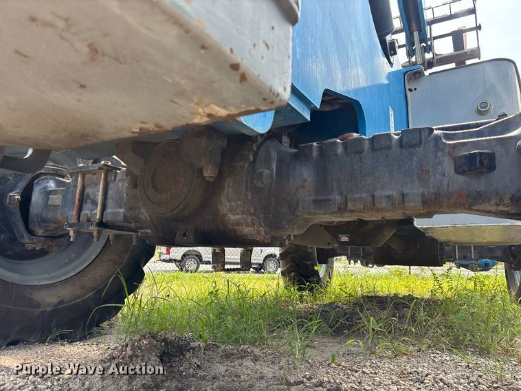 image for item DV7259 2012 Genie GTH-1056 telehandler