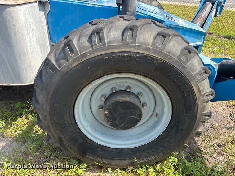 image for item DV7259 2012 Genie GTH-1056 telehandler