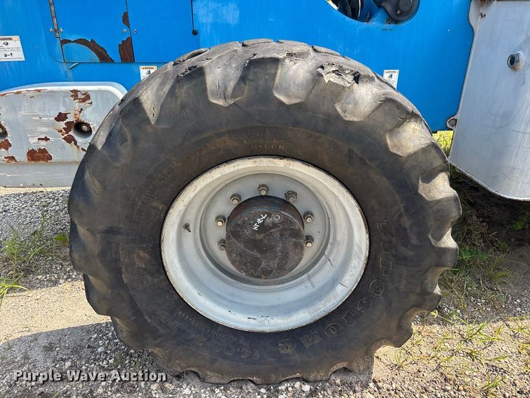 image for item DV7259 2012 Genie GTH-1056 telehandler